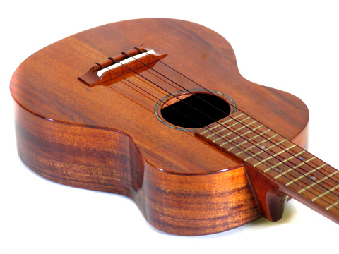 T�fs Ukulele CS-200LTD �I�[���R�A